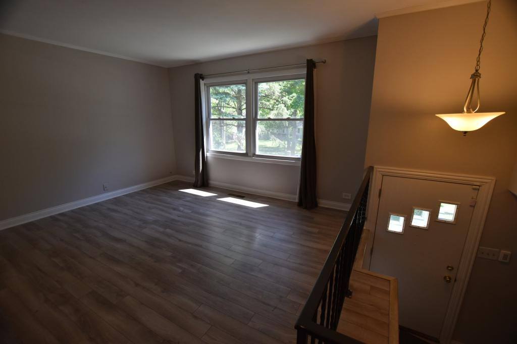 House for rent at 7852 Sprucewood Ave, Woodridge, IL 60517