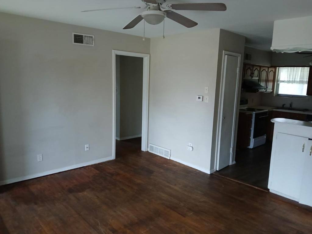 House for rent at 905 Royal St, Forney, TX 75126
