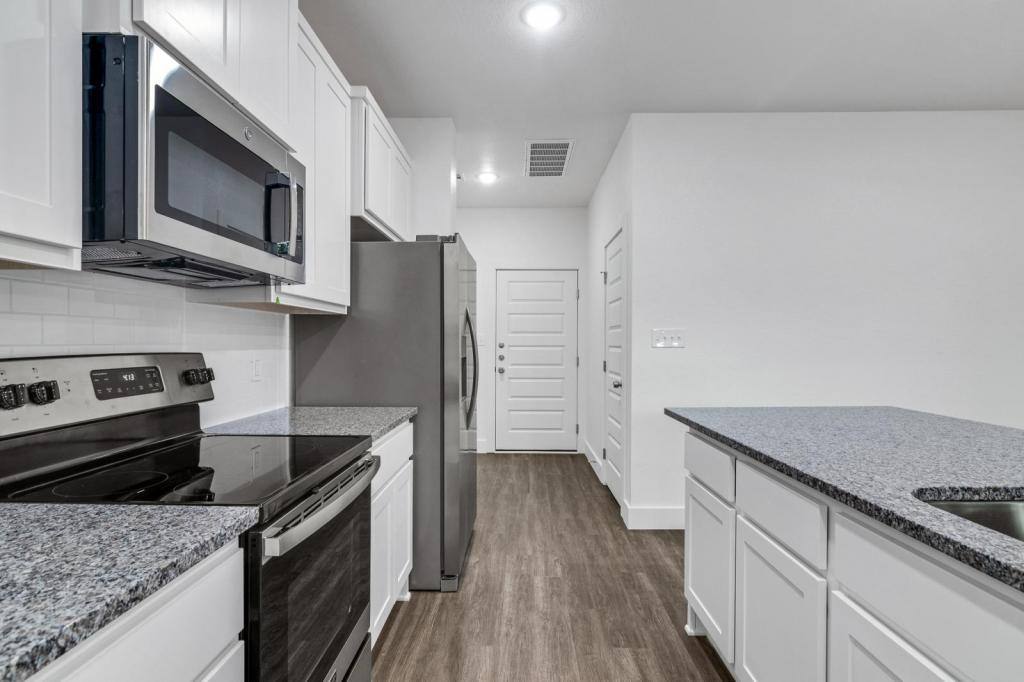 Townhouse for rent at 1904 Royal Loop, Belton, TX 76513