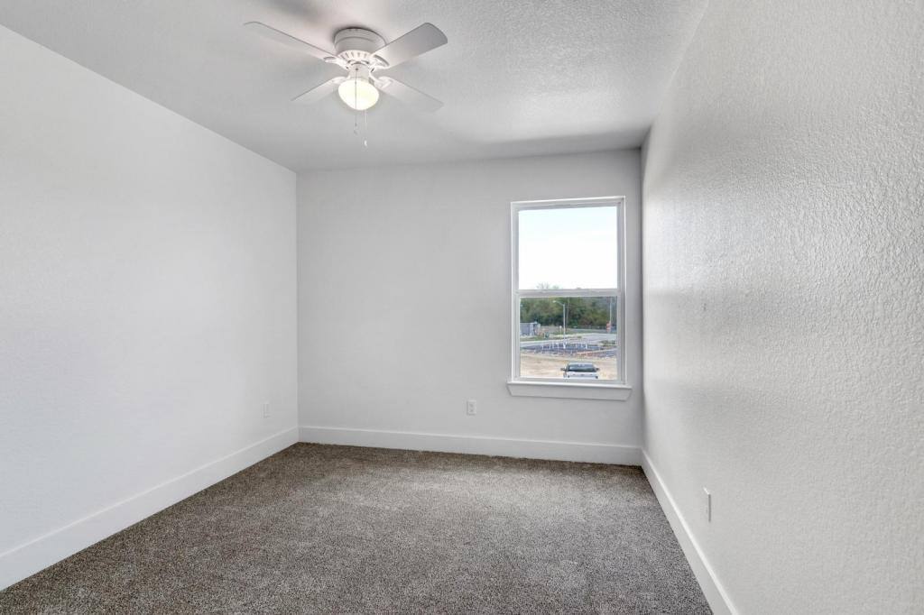 Townhouse for rent at 1904 Royal Loop, Belton, TX 76513