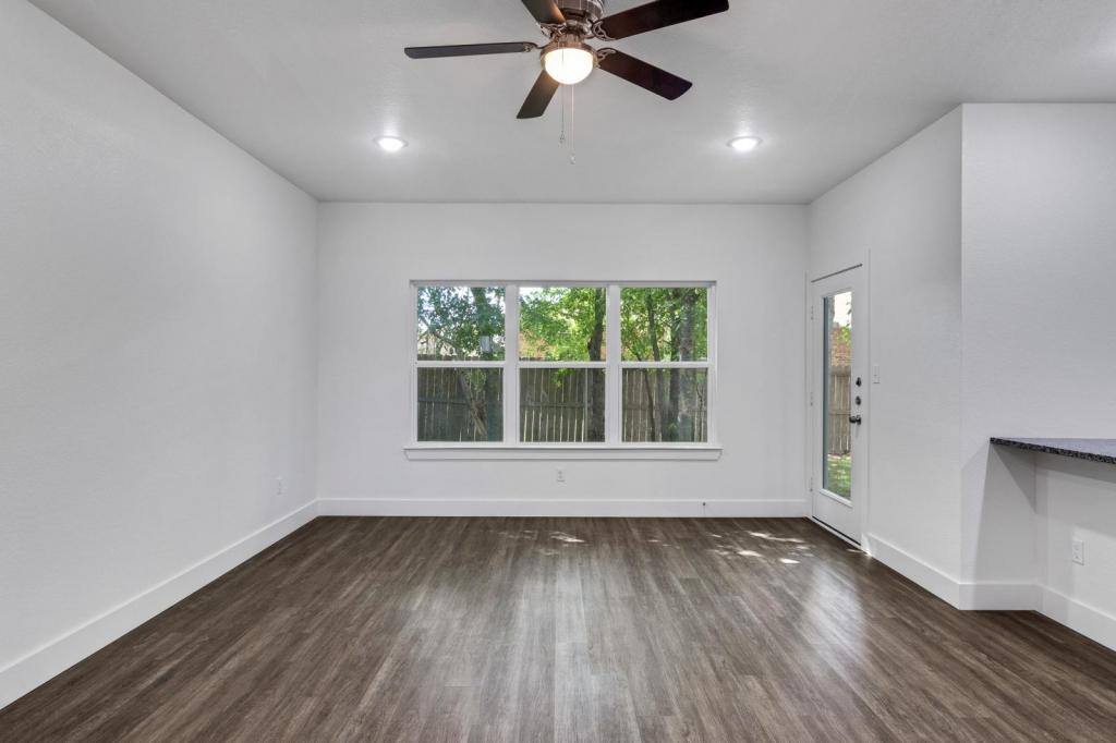 Townhouse for rent at 1904 Royal Loop, Belton, TX 76513