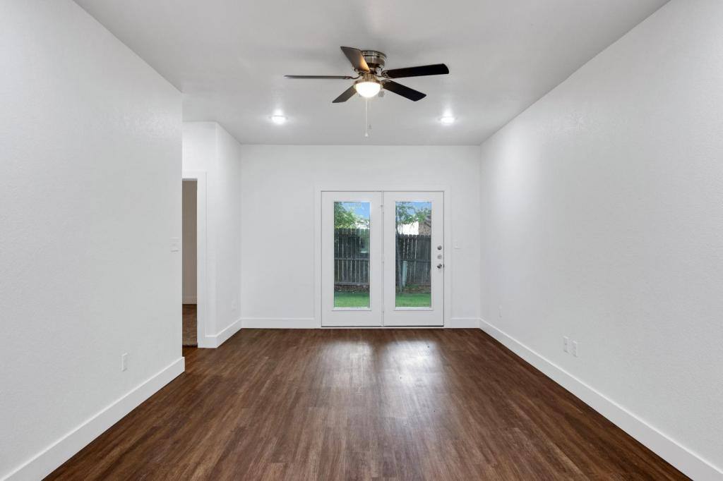 Townhouse for rent at 1920 Royal Loop, Belton, TX 76513
