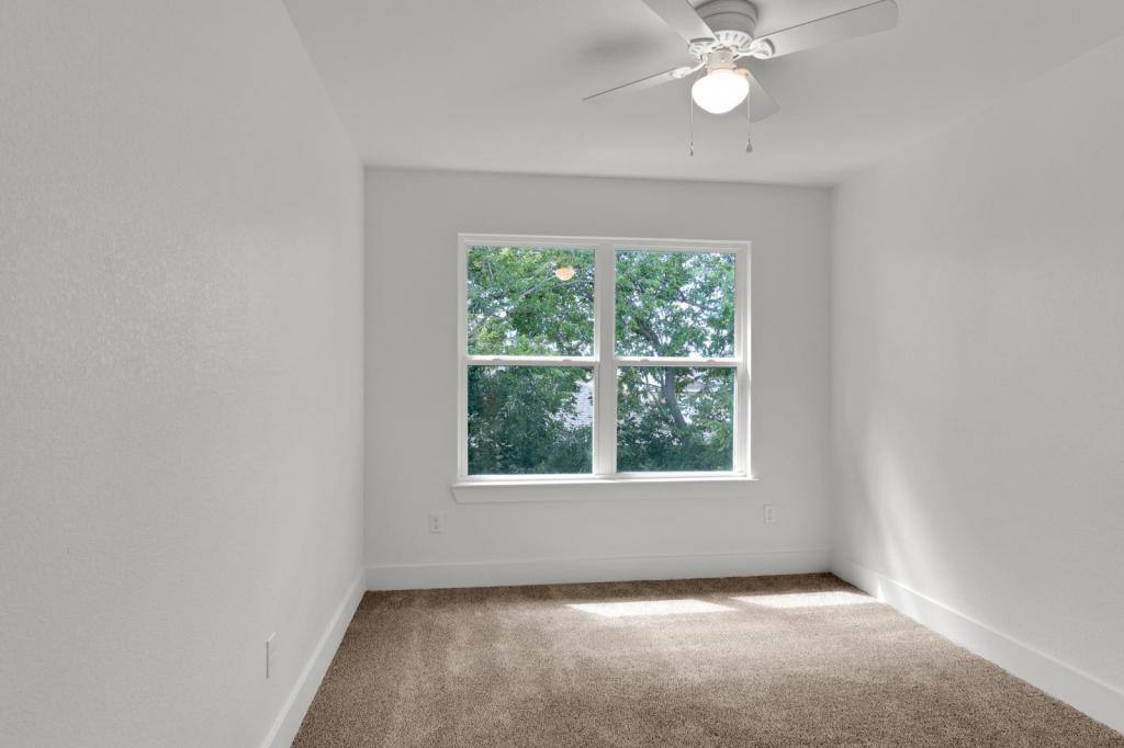 Townhouse for rent at 1924 Royal Loop, Belton, TX 76513
