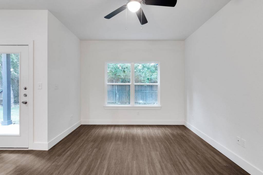 Townhouse for rent at 1924 Royal Loop, Belton, TX 76513