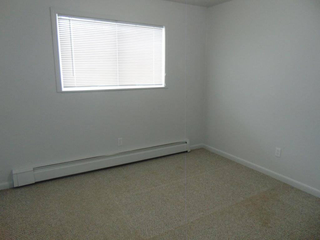 Apartment for rent at 1492 E 5th St, Loveland, CO 80537