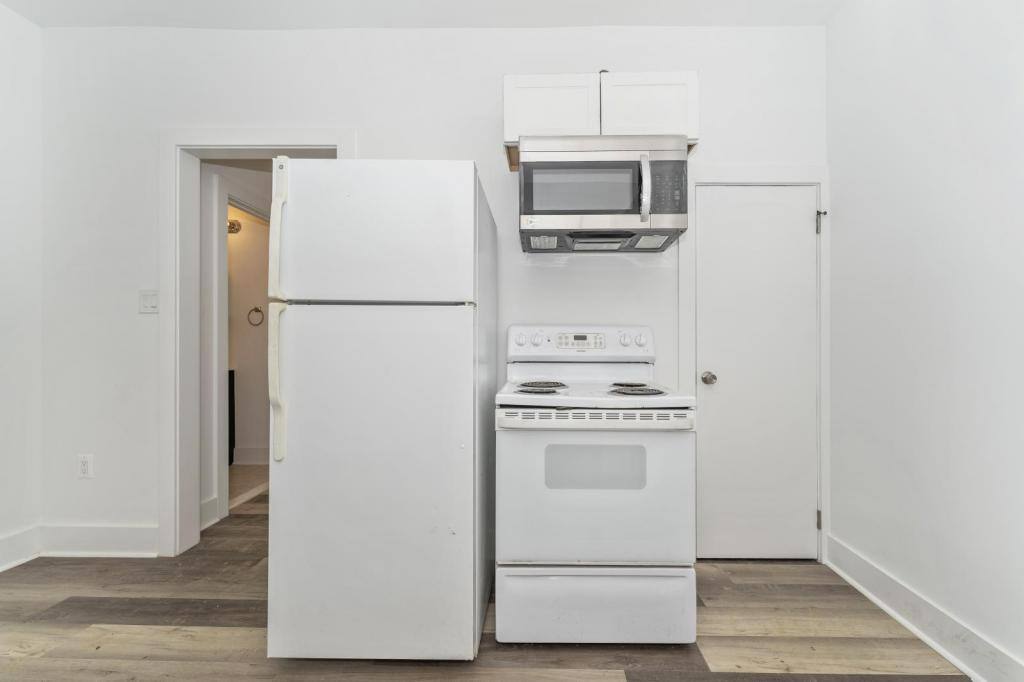 Apartment for rent at 111 E 7th St, Frederick, MD 21705
