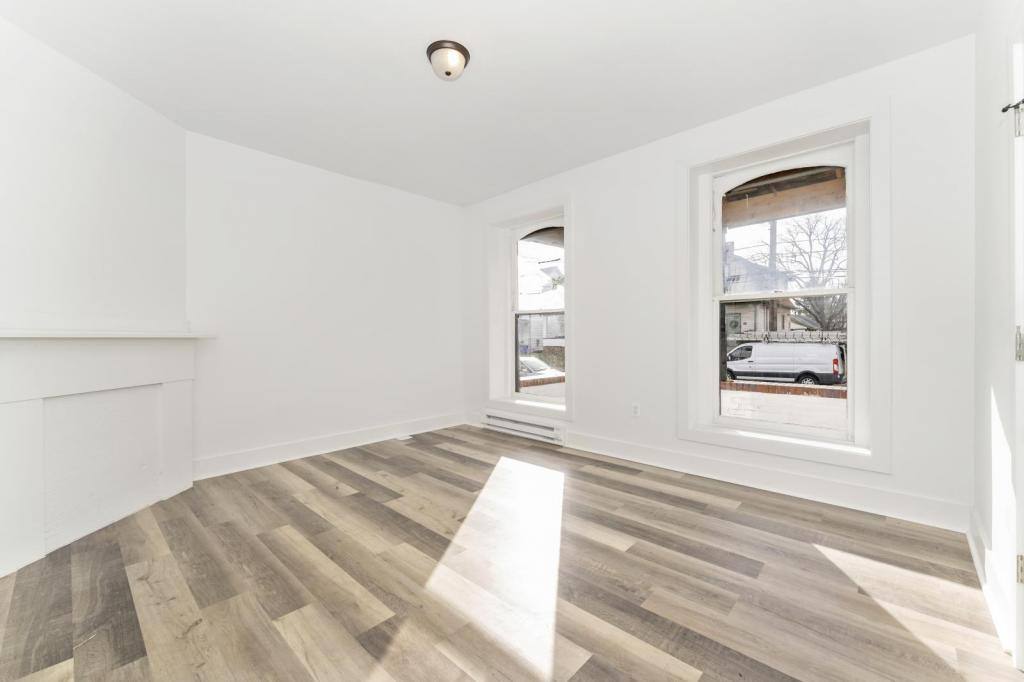 Apartment for rent at 111 E 7th St, Frederick, MD 21705