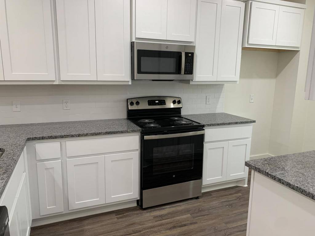 Townhouse for rent at 1862 Royal Loop, Belton, TX 76513