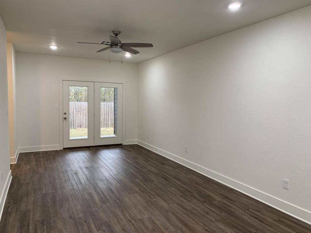 Townhouse for rent at 1862 Royal Loop, Belton, TX 76513