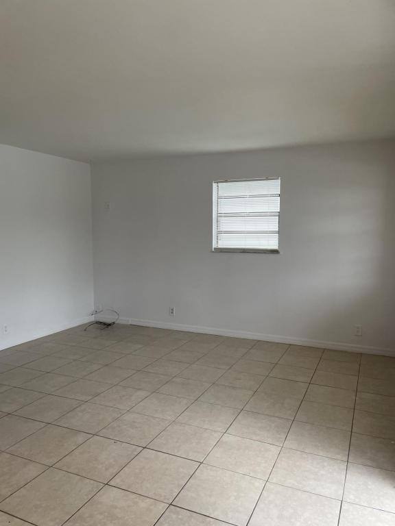 Apartment for rent at 1029 S D St #1, Lake Worth Beach, FL 33460