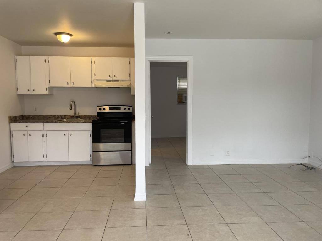 Apartment for rent at 1029 S D St #1, Lake Worth Beach, FL 33460