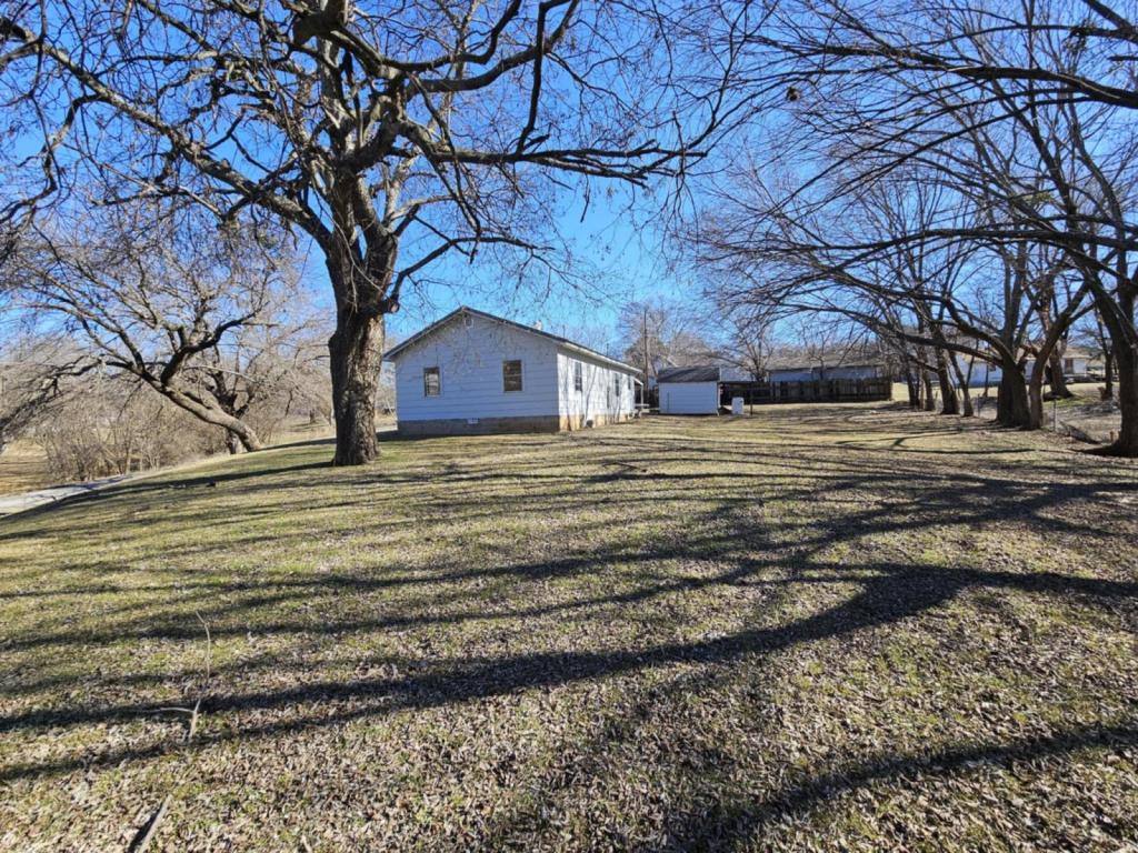 House for rent at 517 E Vanita, Sulphur, OK 73086