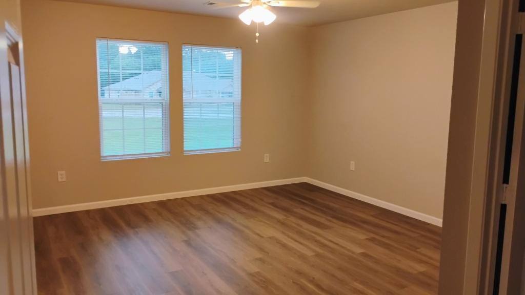 House for rent at 206 Hoover Lane, Azle, TX 76020
