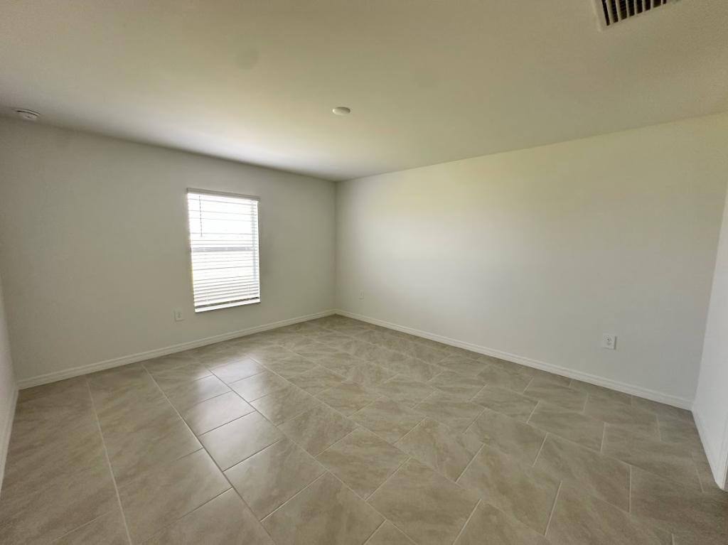 House for rent at 17669 Paradiso Way, North Fort Myers, FL 33917