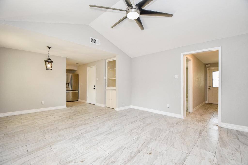 House for rent at 5811 Greencraig Dr, Houston, TX 77035