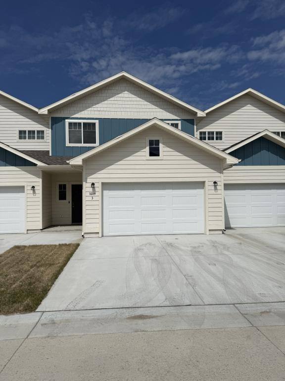 Townhouse for rent at 1605 Ohana Ave #3, Brookings, SD 57006