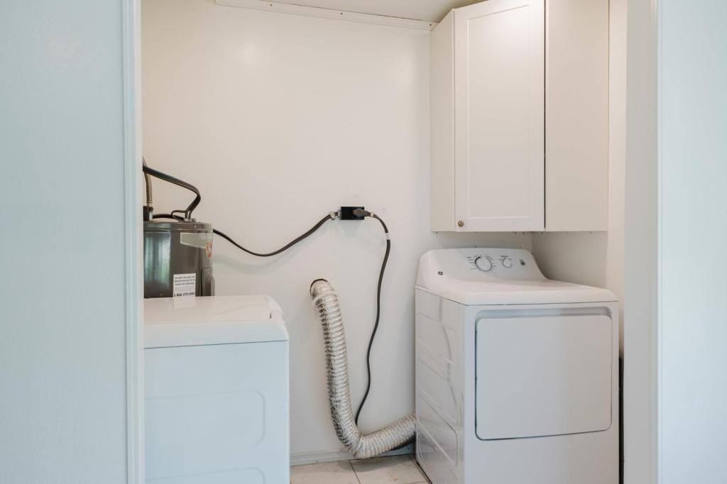 Condo for rent at 16599 Davis Rd, Fort Myers, FL 33908