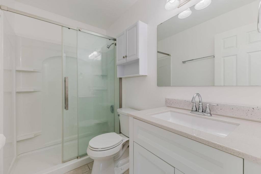 Condo for rent at 16599 Davis Rd, Fort Myers, FL 33908
