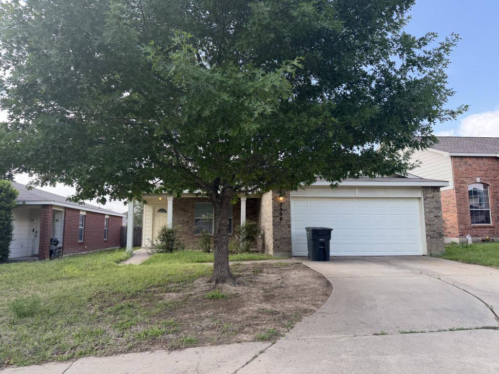 House for rent at 2300 Maedell Dr, Killeen, TX 76542