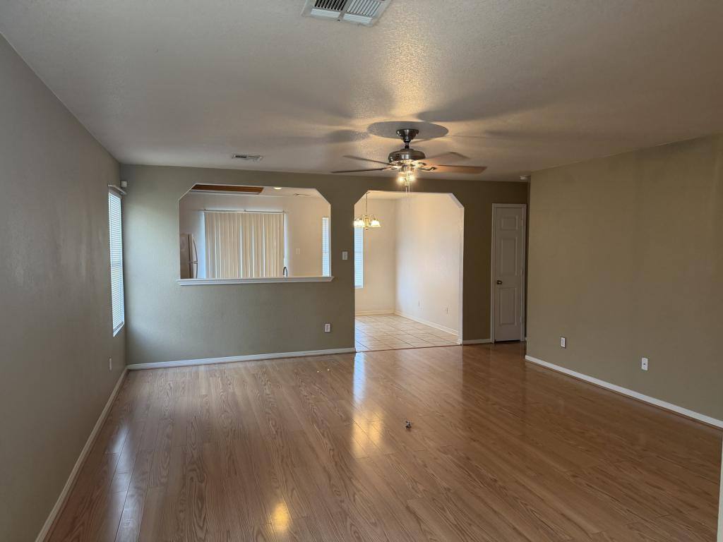 House for rent at 2300 Maedell Dr, Killeen, TX 76542