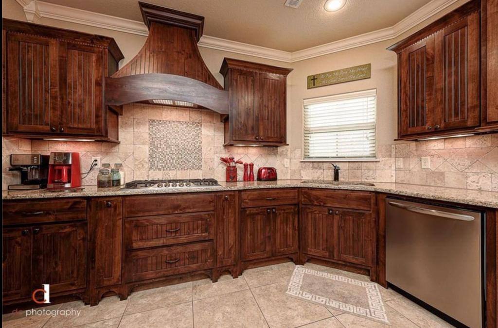House for rent at 3600 SW Willowbrook Rd, Bentonville, AR 72712