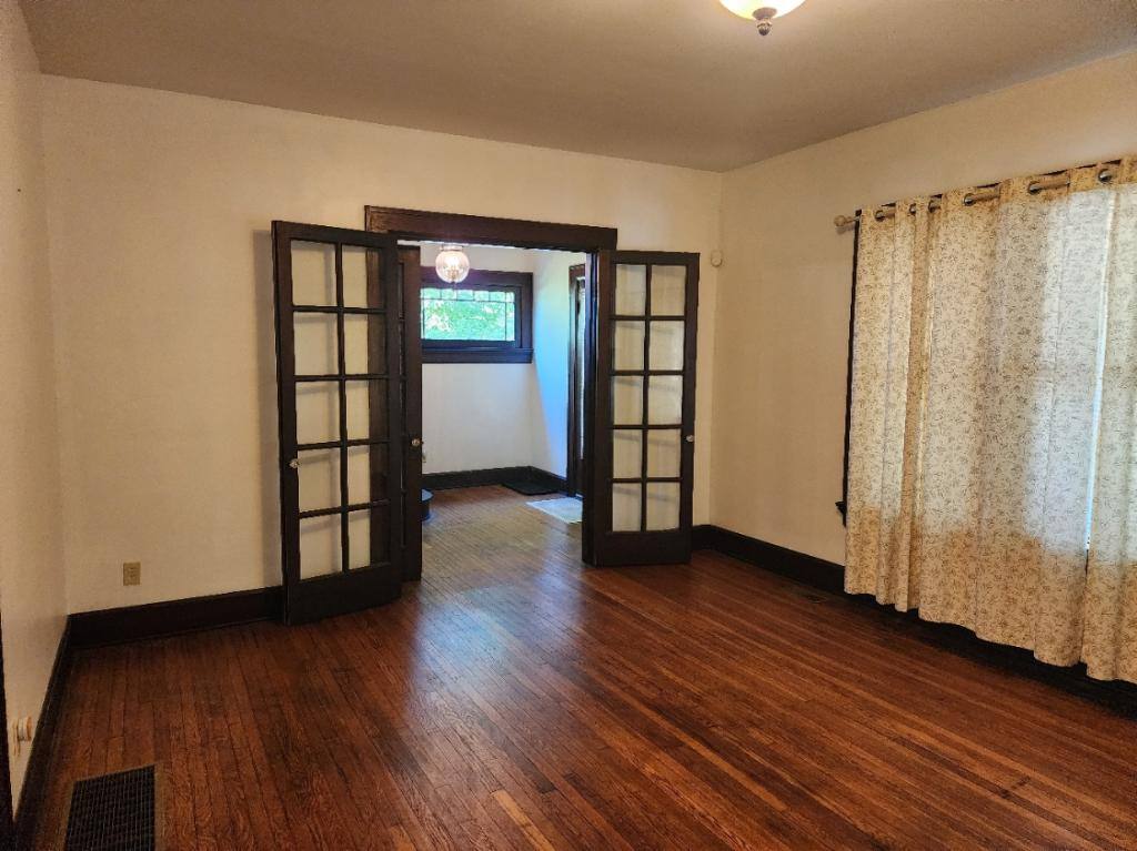 House for rent at 329 Cincinnati Ave, Xenia, OH 45385