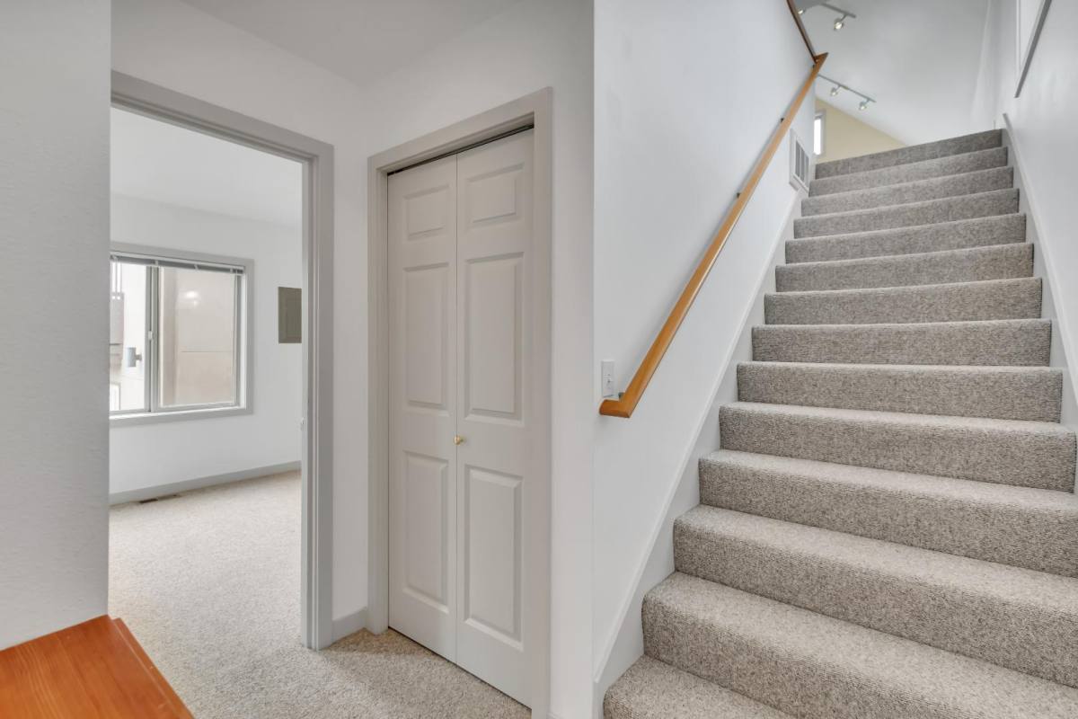 House for rent at 3221 Alki Ave SW #2104, Seattle, WA 98116