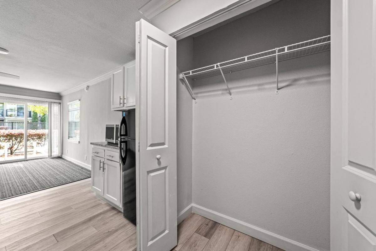 Apartment for rent at 8050 Baymeadows Circle W #4108, Jacksonville, FL 32256
