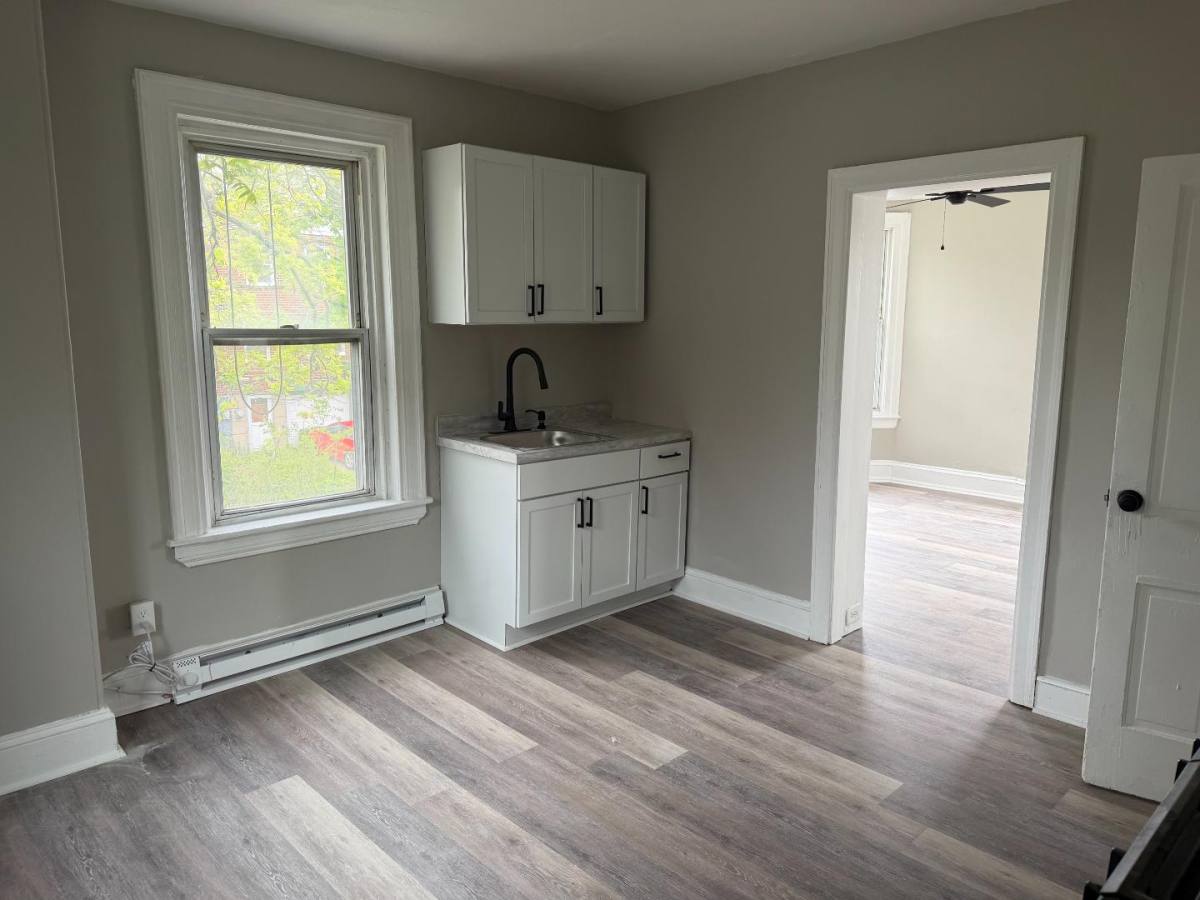 Apartment for rent at 106 N 9th St #2, Darby, PA 19023