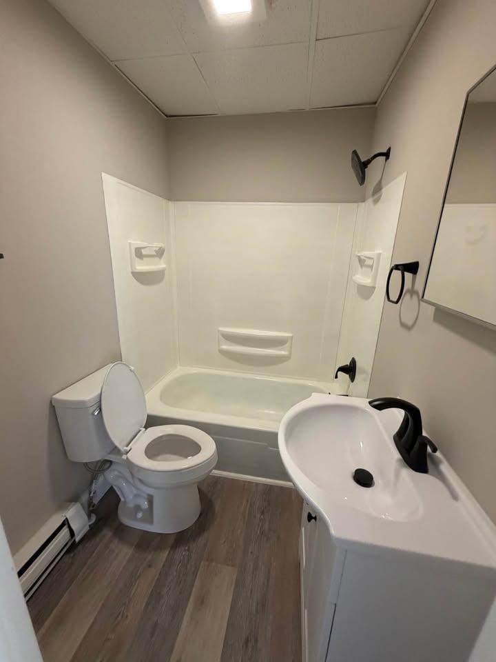 Apartment for rent at 694 N Delaware St #A, Paulsboro, NJ 08066