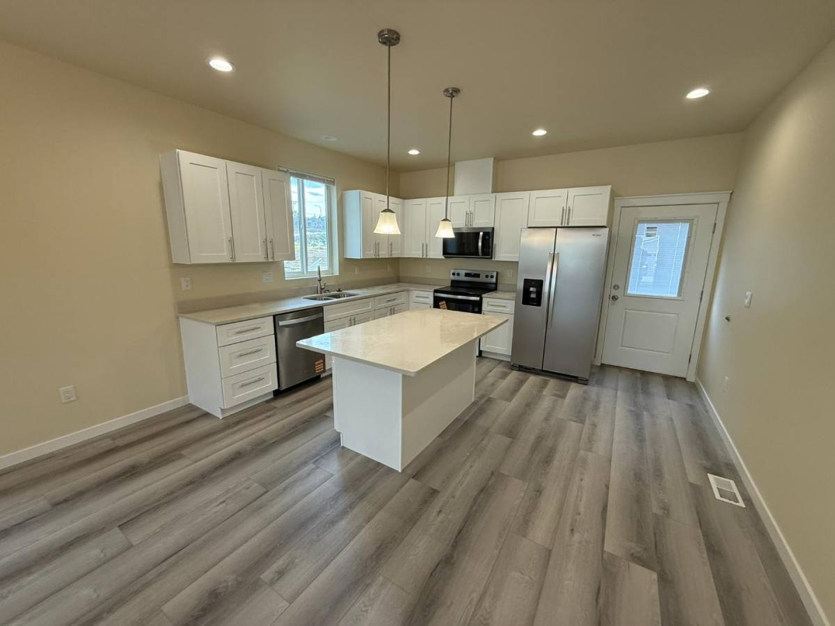 House for rent at 9001 Nafizah Way #9001 -2, Yakima, WA 98908