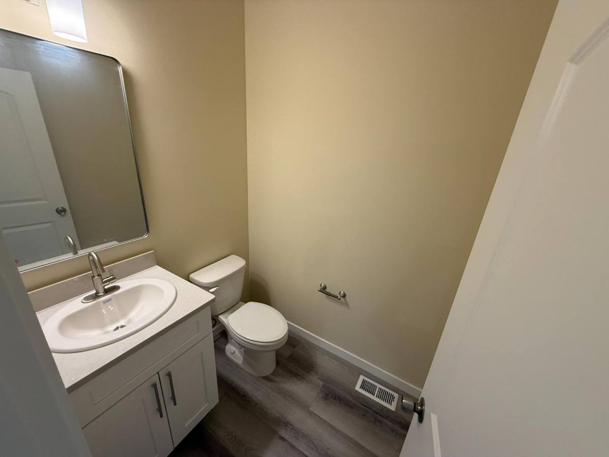 House for rent at 9001 Nafizah Way #9001 -2, Yakima, WA 98908