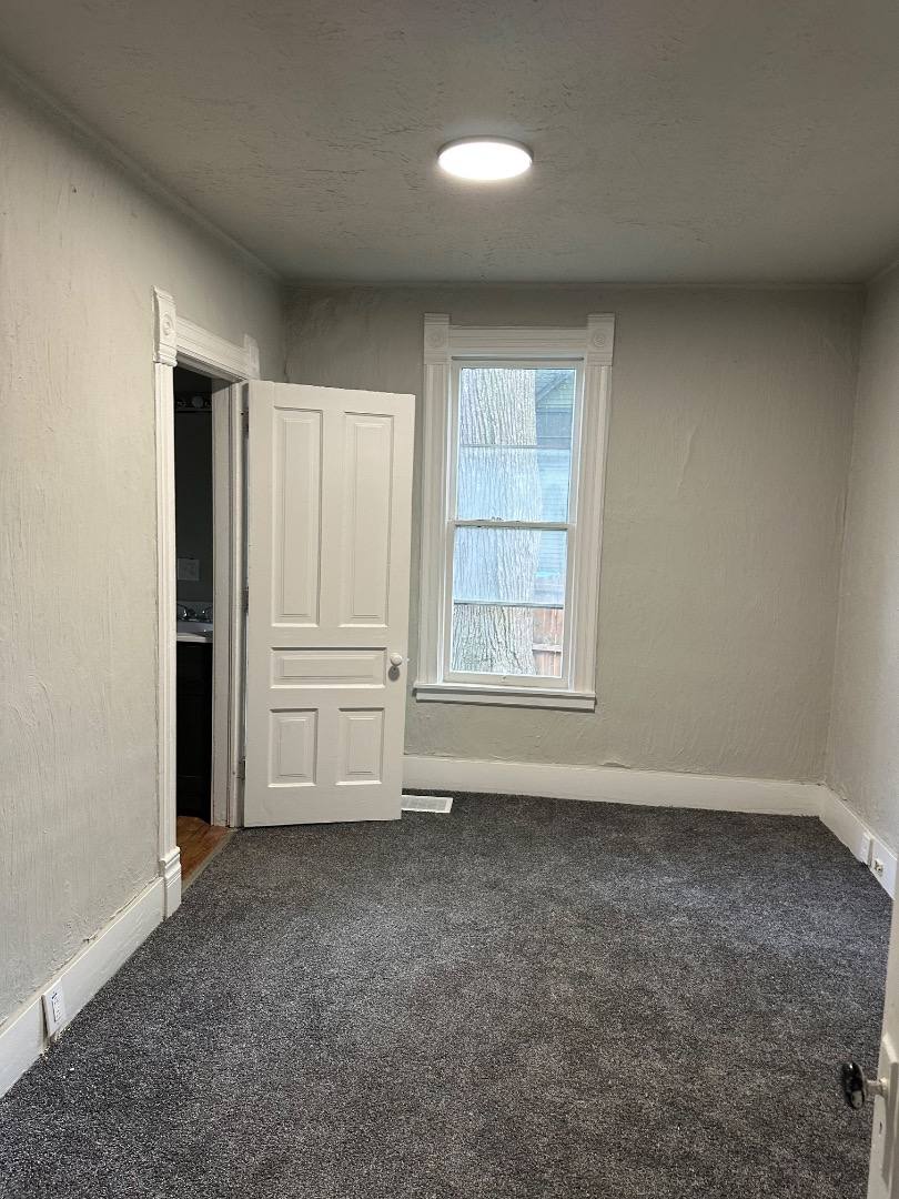 House for rent at 512 Douglas Ave, Kalamazoo, MI 49007