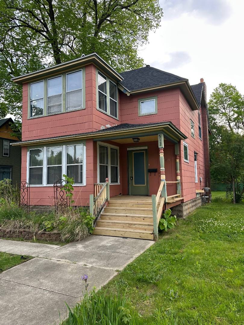 House for rent at 512 Douglas Ave, Kalamazoo, MI 49007