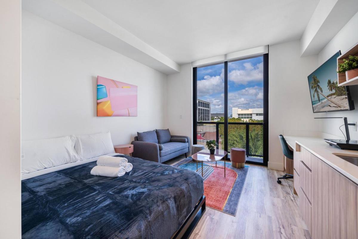 Apartment for rent at 1160 NW 5th St #43S, Miami, FL 33128