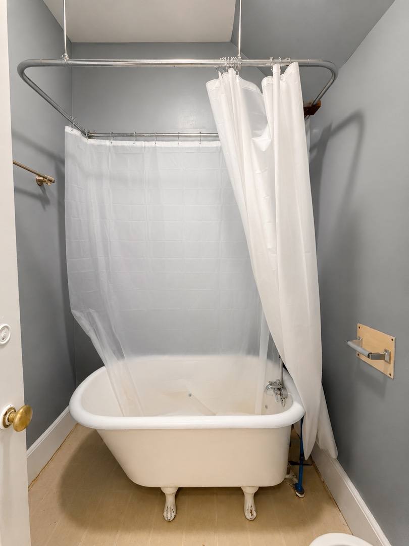 Apartment for rent at 110 E High St #3B, Milford, PA 18337