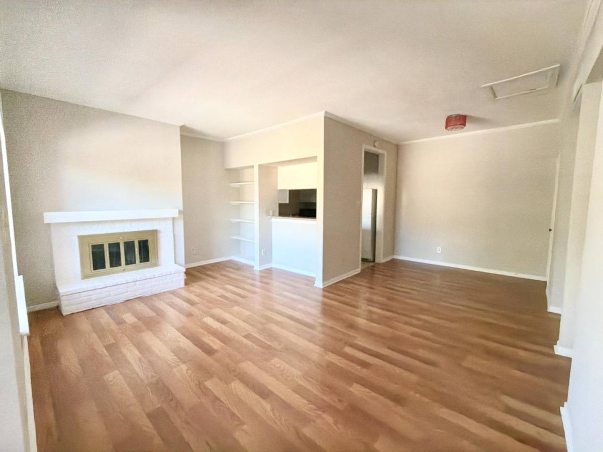 Apartment for rent at 728 Bering Dr #LEGORRETA 10, Houston, TX 77057
