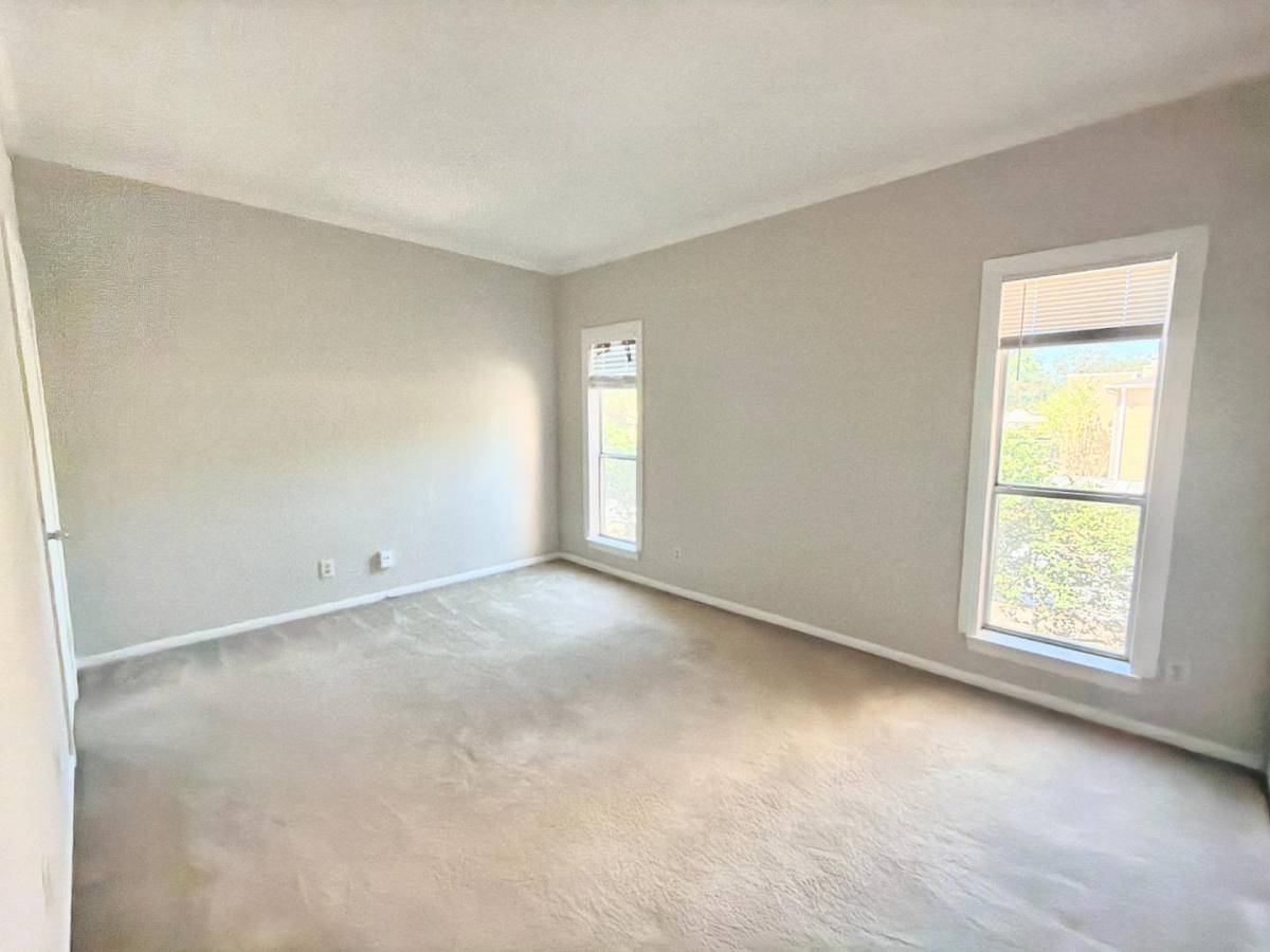 Apartment for rent at 728 Bering Dr #LEGORRETA 10, Houston, TX 77057