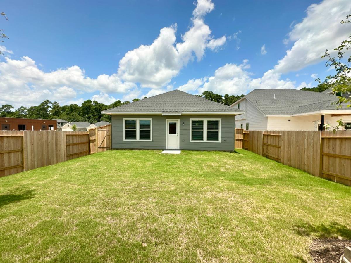 House for rent at 12164 Ridge Top Dr, Conroe, TX 77304