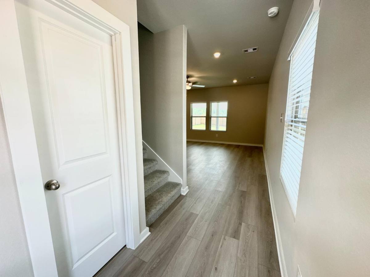 House for rent at 12176 Ridge Top Dr, Conroe, TX 77304