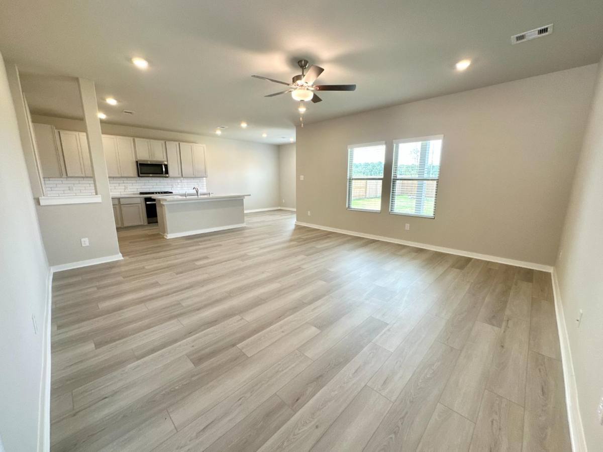 House for rent at 12176 Ridge Top Dr, Conroe, TX 77304