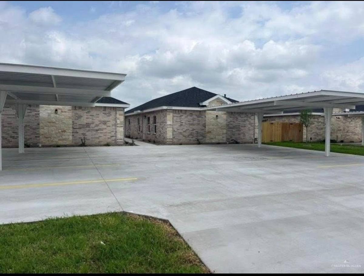 Apartment for rent at 2705 E Israel Ave #4, Mission, TX 78573