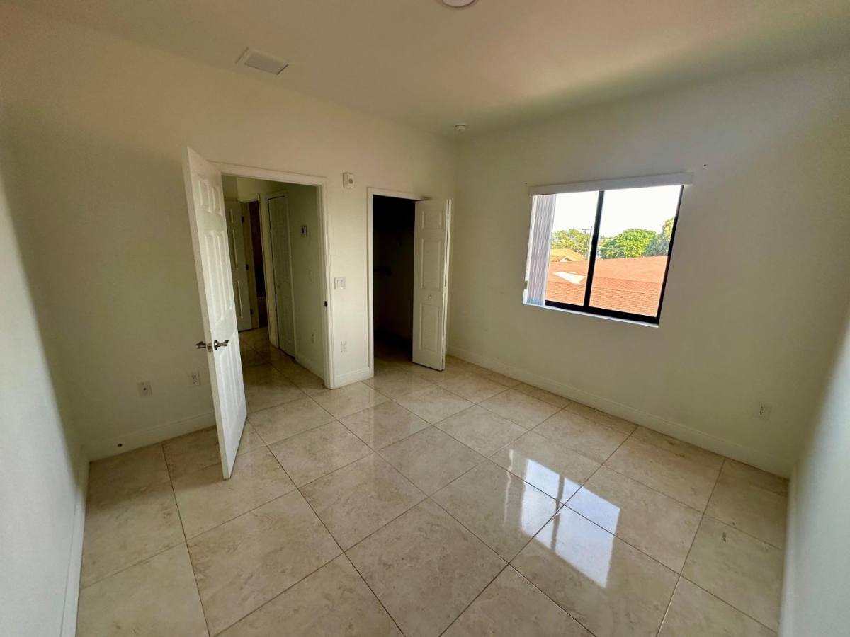 Apartment for rent at 241 E 6th St #302, Hialeah, FL 33010