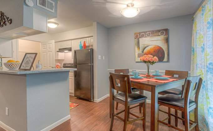 Apartment for rent at 4720 Reading Rd, Rosenberg, TX 77471