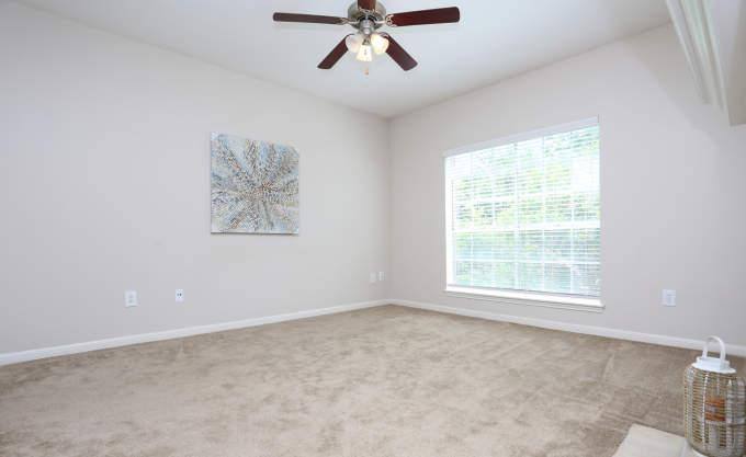 Apartment for rent at 8550 Easton Commons Dr, Houston, TX 77095