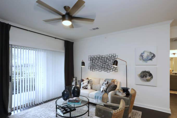 Apartment for rent at 15450 Farm To Market Rd, Austin, TX 78728