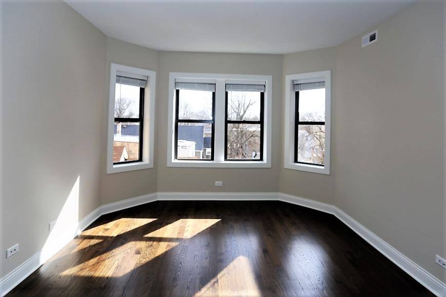 Apartment for rent at 2228 N Sawyer #2W, Chicago, IL 60647