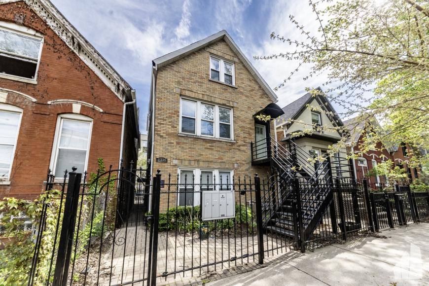 Apartment for rent at 2335 W Moffat #3, Chicago, IL 60647