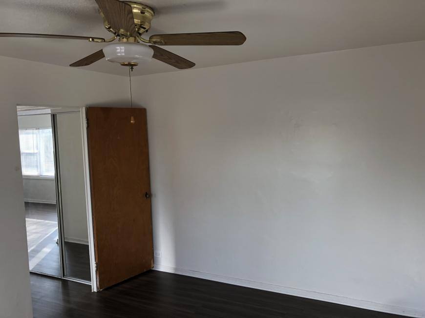 Apartment for rent at 7327 N Rogers Ave #501, Chicago, IL 60626