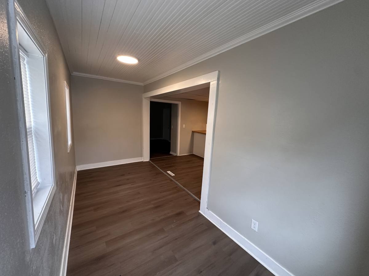 Townhouse for rent at 2164 Jackson St, Dubuque, IA 52001